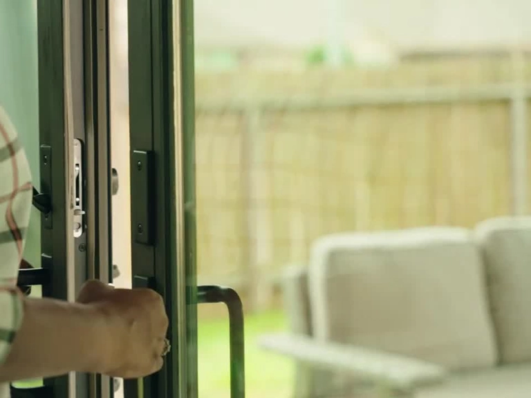 Ümitköy Akordiyon Sineklik Çabuk ve Sorunsuz Montaj