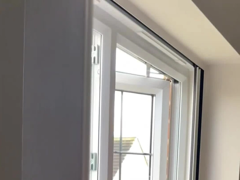 Ümitköy Akordiyon Sineklik Mimarinize Uygun İmalat Sineklikler Mekanınıza Özel