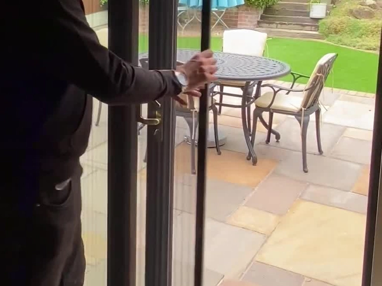 Ümitköy Sürgülü Sineklik Ferah Hava Burada