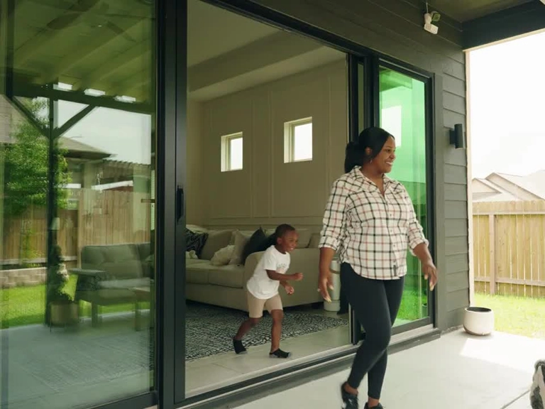 Ümitköy Sürgülü Sineklik İç Mekanı Gizleyen İnce Yapı ile Gizliliğinizi Koruyun