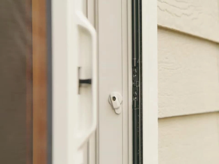 Ümitköy Sürgülü Sineklik Toz ve Polenlere Karşı Güçlü Koruma Alerjileri Azaltır